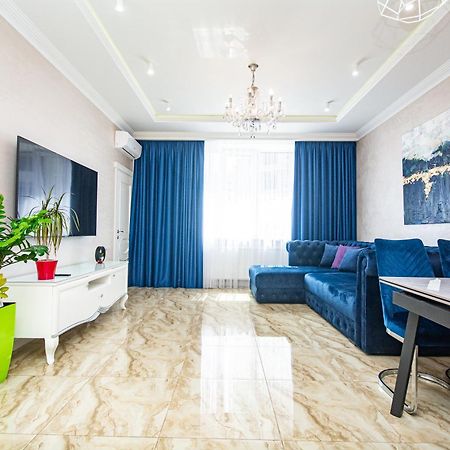 Luxury For Business & Pleasure Royal 3 Apartment Kiev Ngoại thất bức ảnh