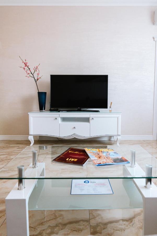 Luxury For Business & Pleasure Royal 3 Apartment Kiev Ngoại thất bức ảnh