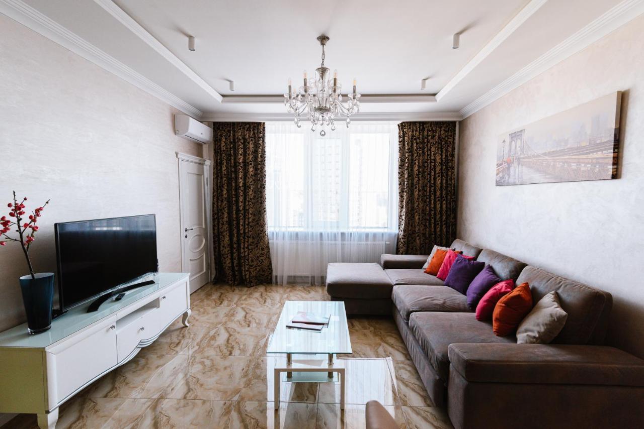 Luxury For Business & Pleasure Royal 3 Apartment Kiev Ngoại thất bức ảnh