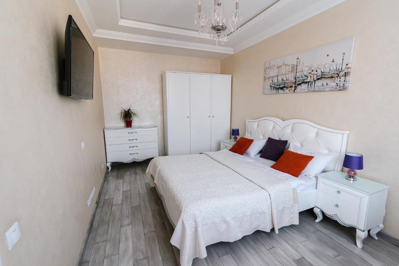 Luxury For Business & Pleasure Royal 3 Apartment Kiev Ngoại thất bức ảnh