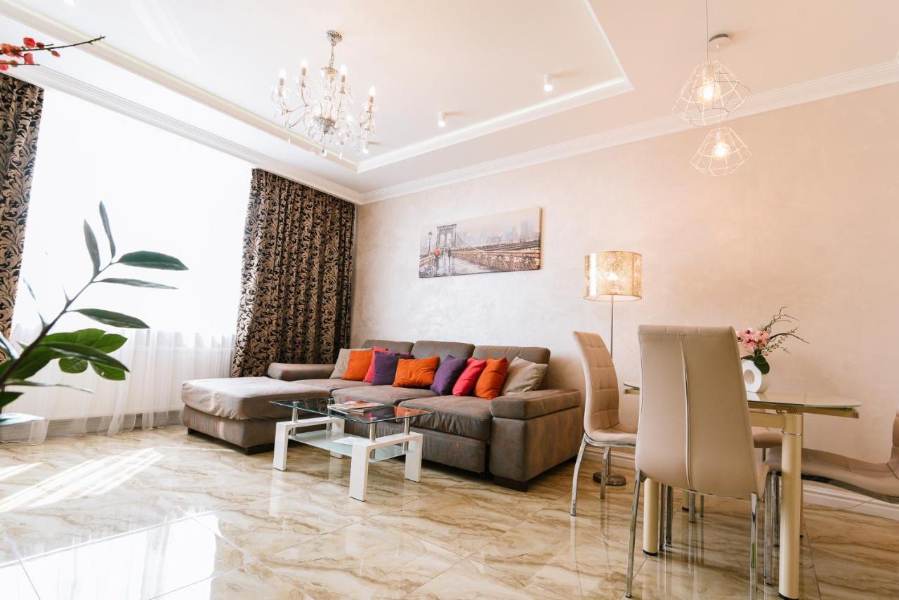 Luxury For Business & Pleasure Royal 3 Apartment Kiev Ngoại thất bức ảnh