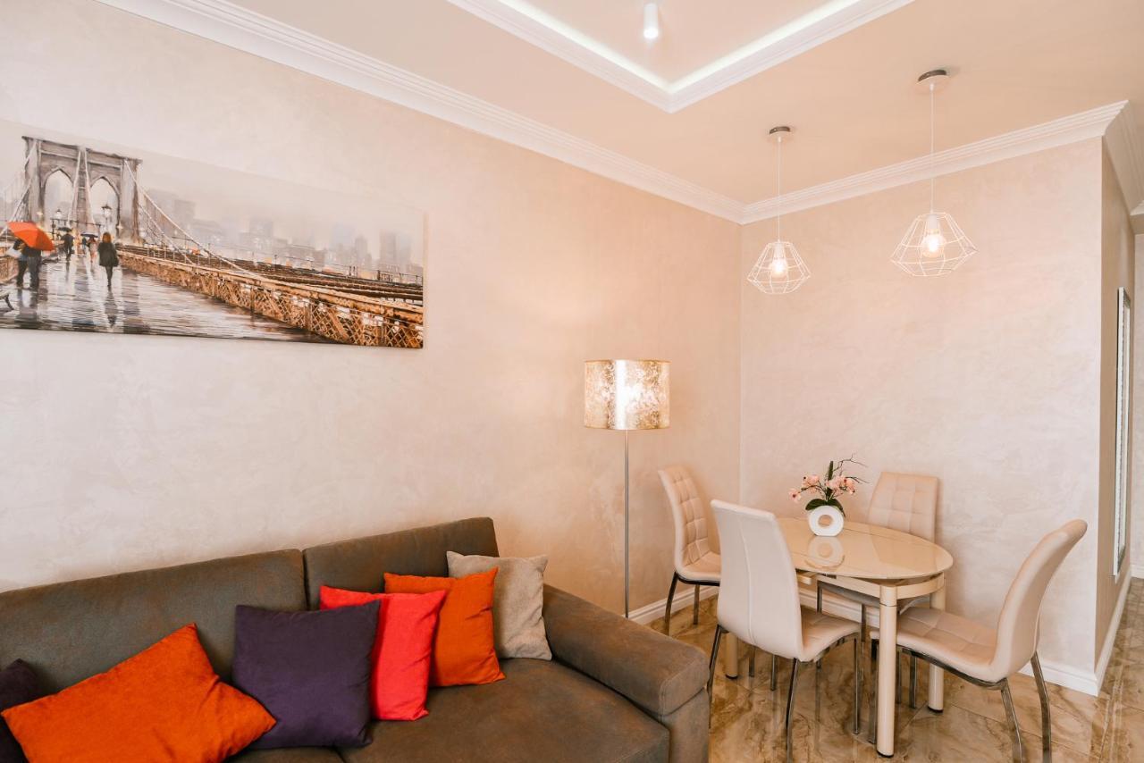 Luxury For Business & Pleasure Royal 3 Apartment Kiev Ngoại thất bức ảnh