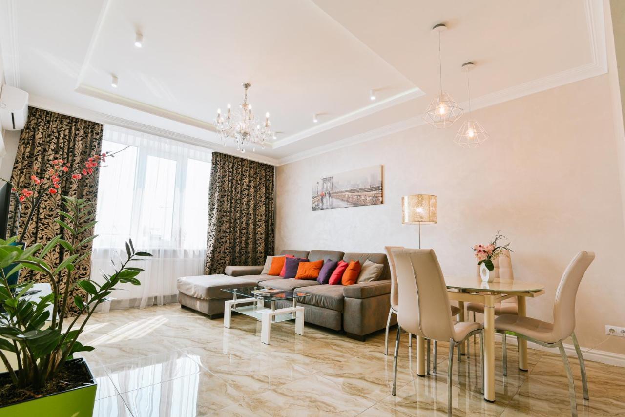 Luxury For Business & Pleasure Royal 3 Apartment Kiev Ngoại thất bức ảnh